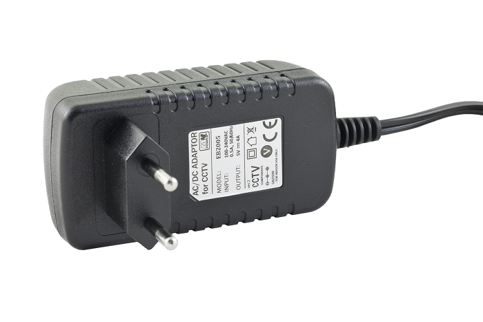 Adapter 5V 4A  2.1x 5.5mm