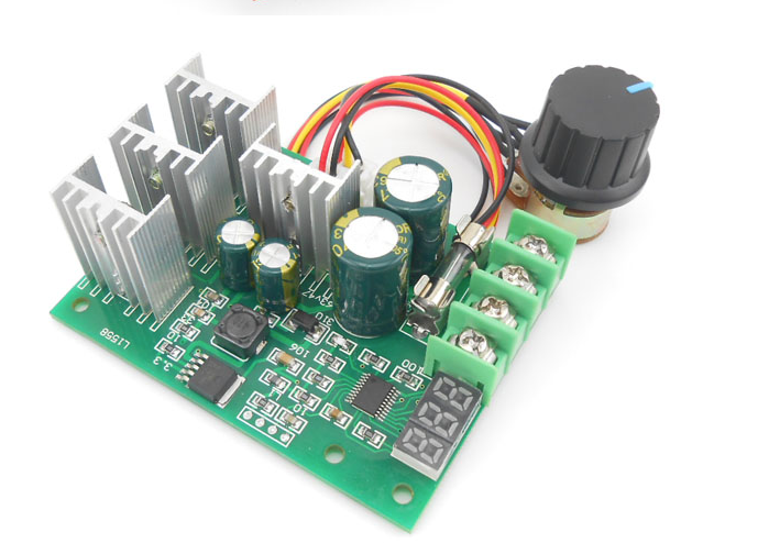 PWM motor regelaar 6-60V 30A  met  % display