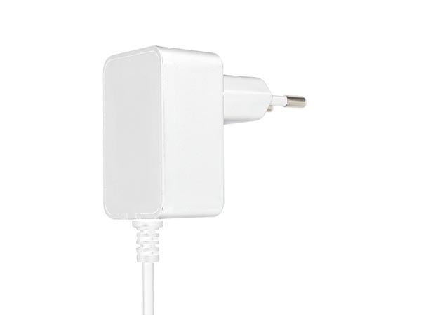 Adapter (micro usb) 5V 2,5A 2