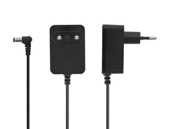 Adapter 9v 1a DC 9W 2